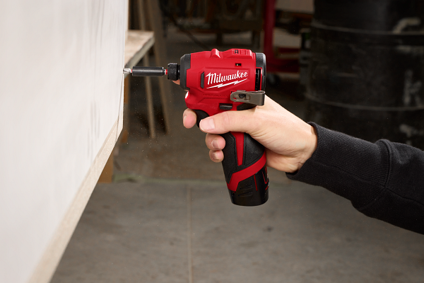 M12コンパクトブラシレスインパクトドライバー　3.0AhX2キット　M12BLIDRC-302BJP